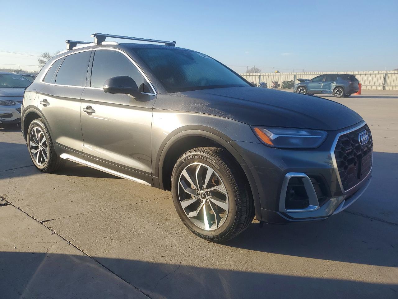 2022 AUDI Q5