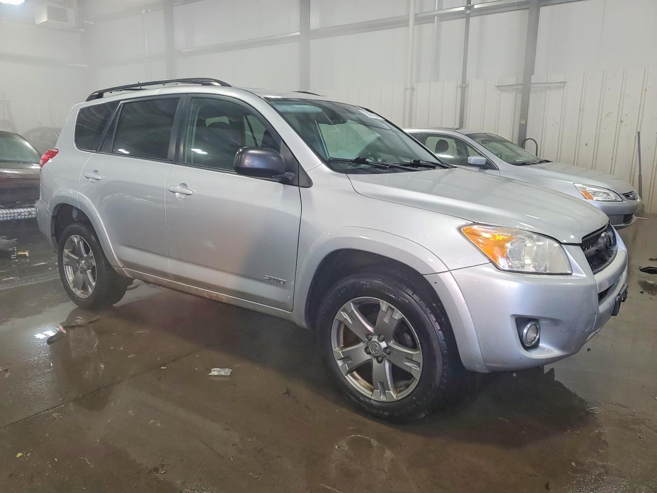 2009 TOYOTA RAV4