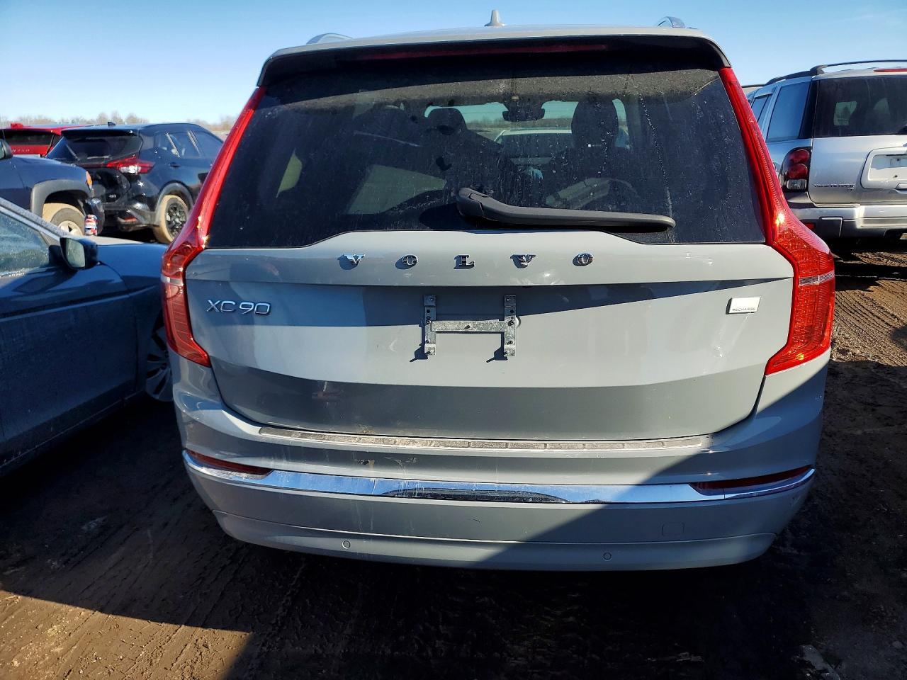 2024 VOLVO XC90