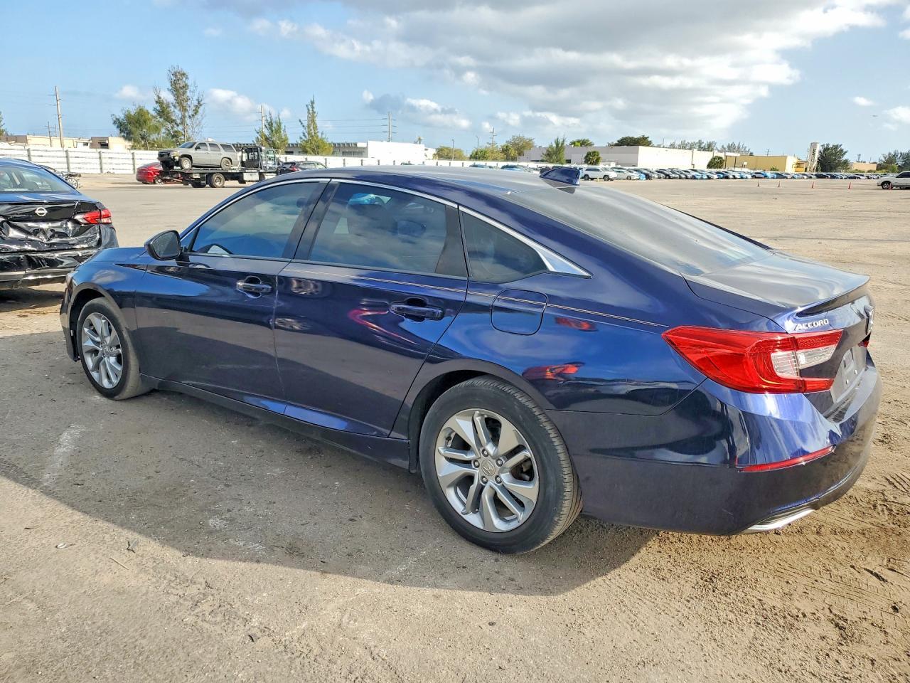 2018 HONDA ACCORD