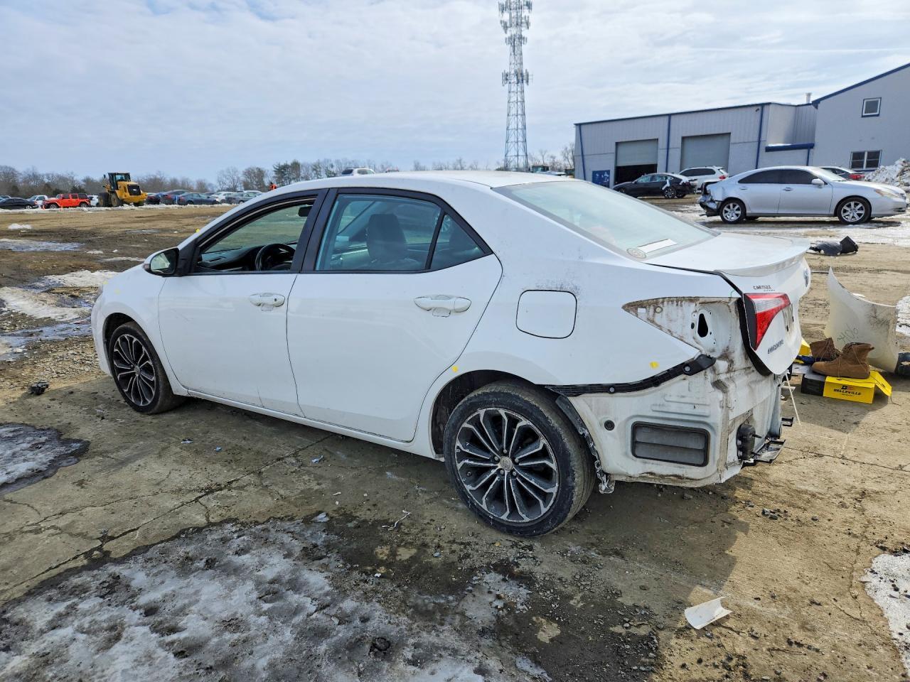 2015 TOYOTA COROLLA