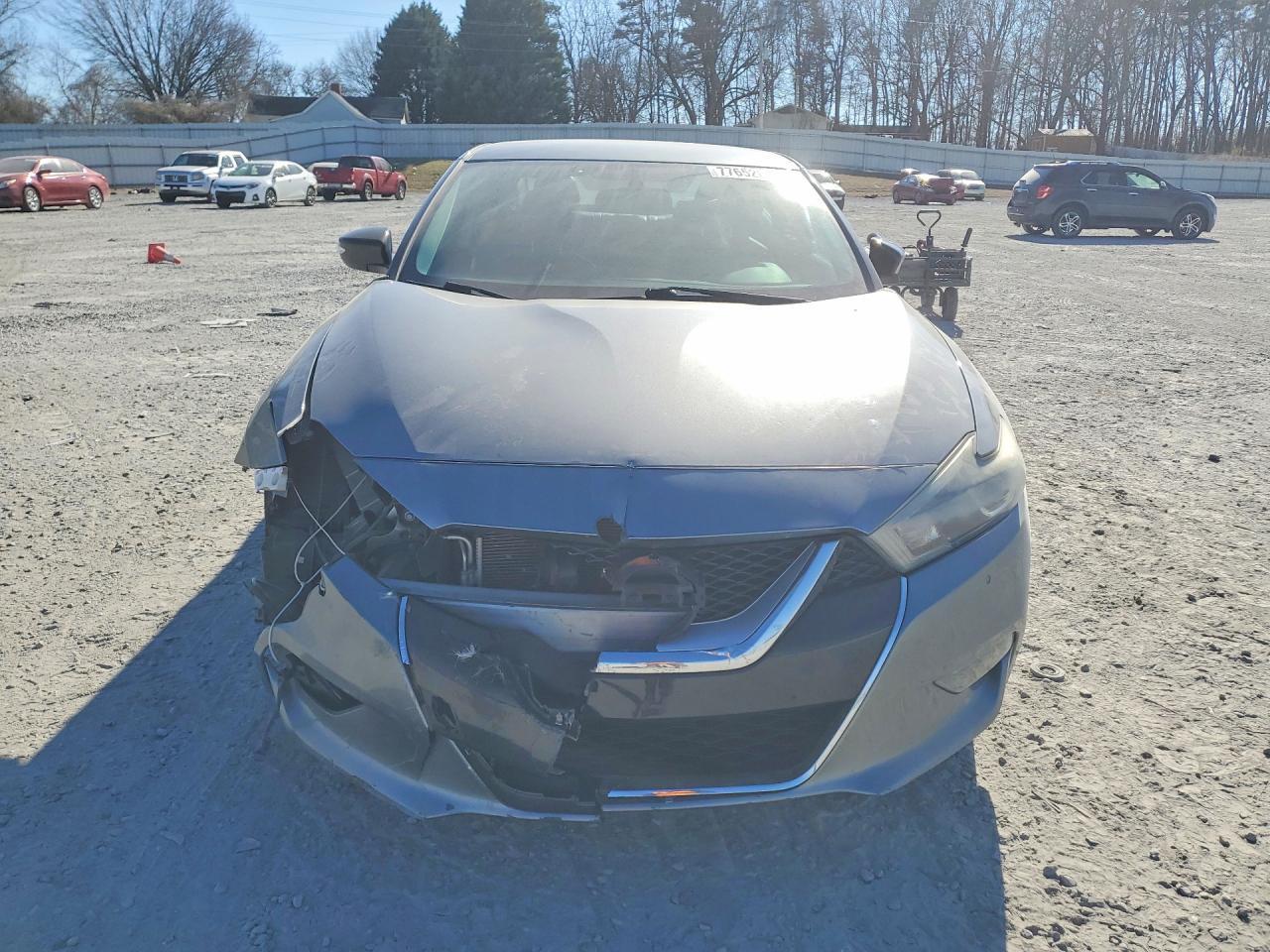 2016 NISSAN Maxima