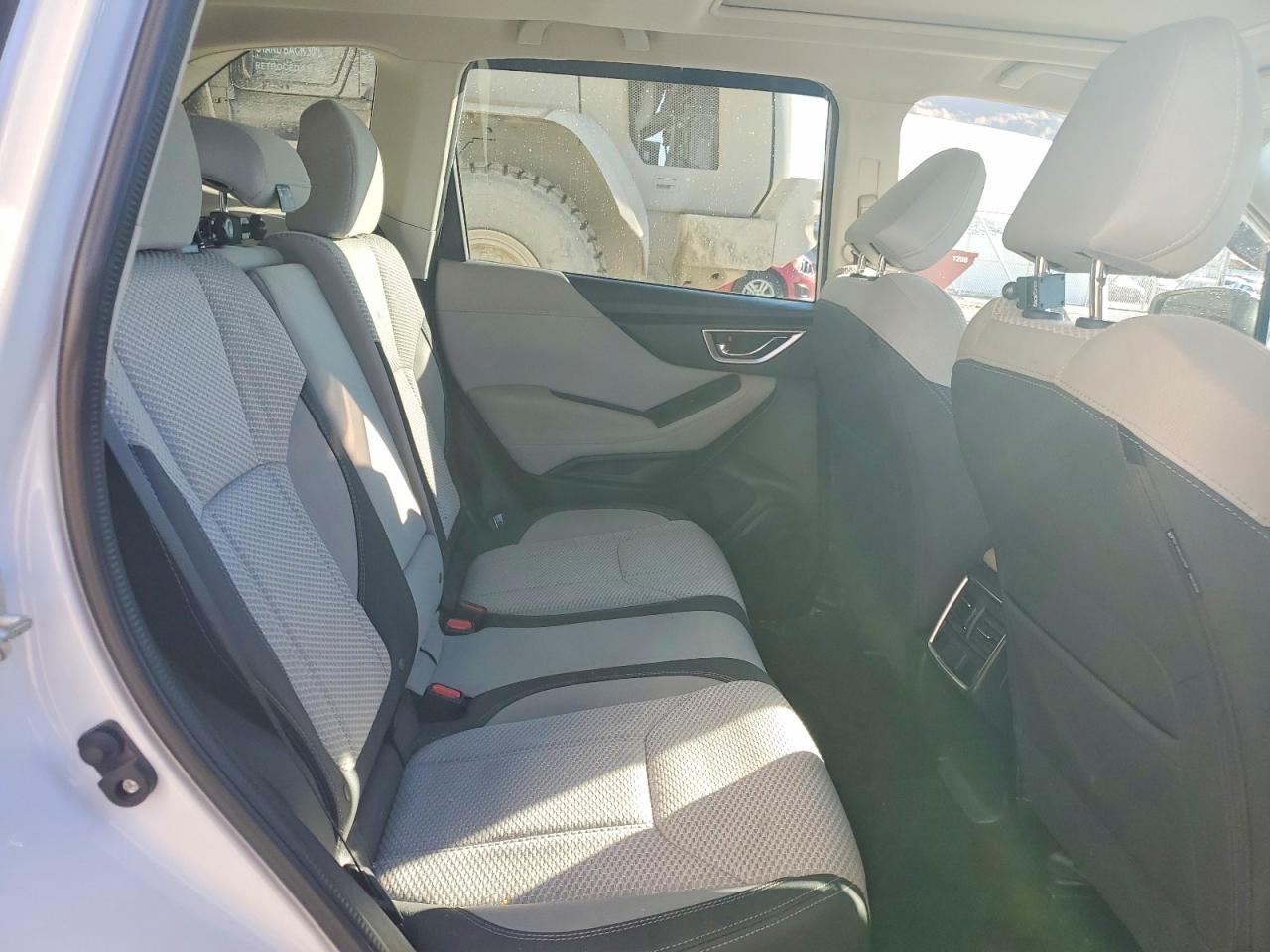 2021 SUBARU FORESTER