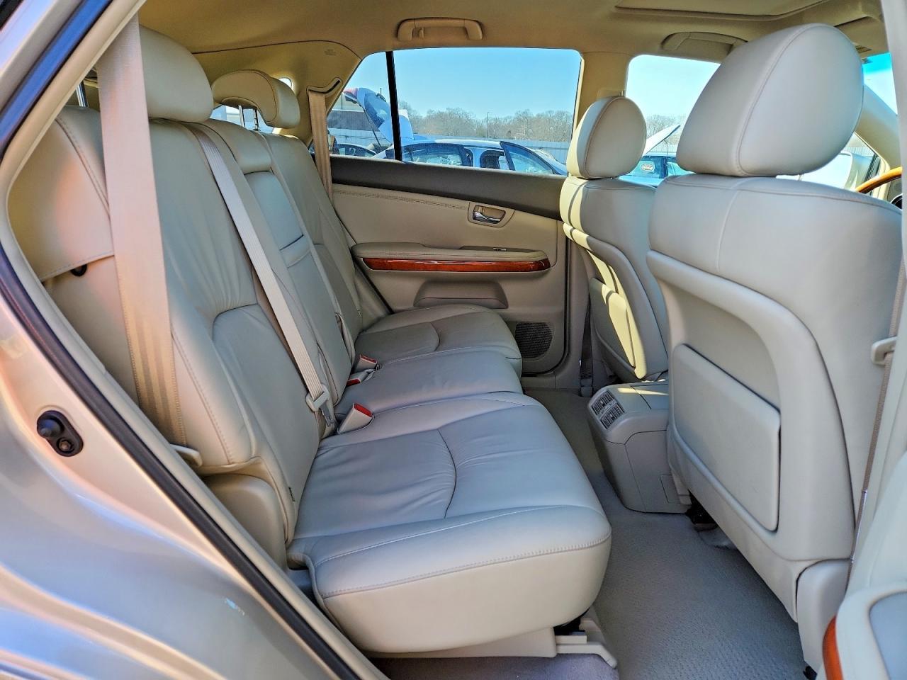 2004 LEXUS Rx 330