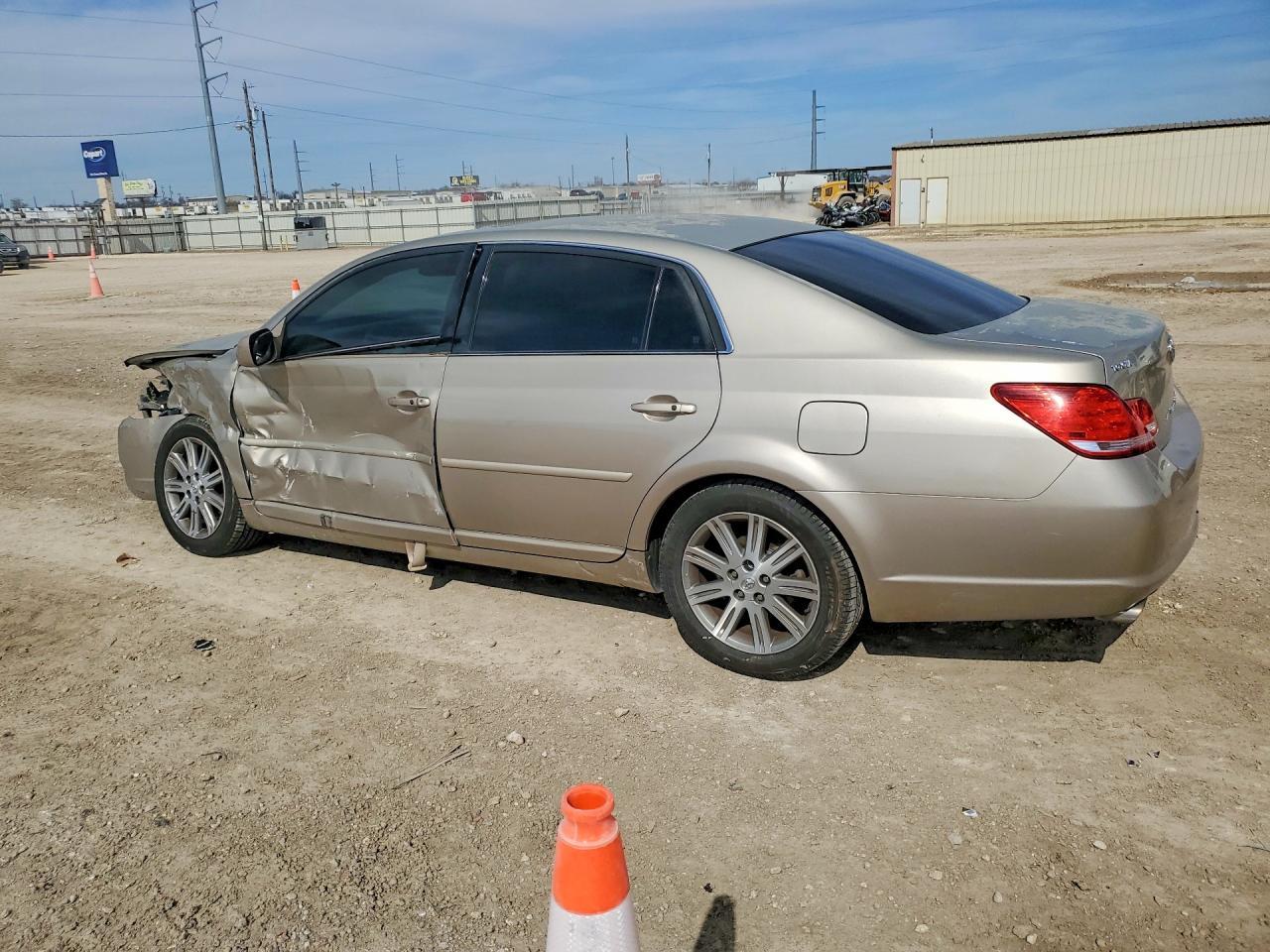 2006 TOYOTA Avalon