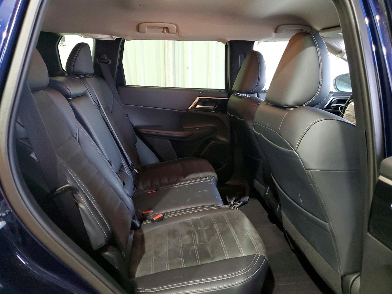 2024 MITSUBISHI outlander