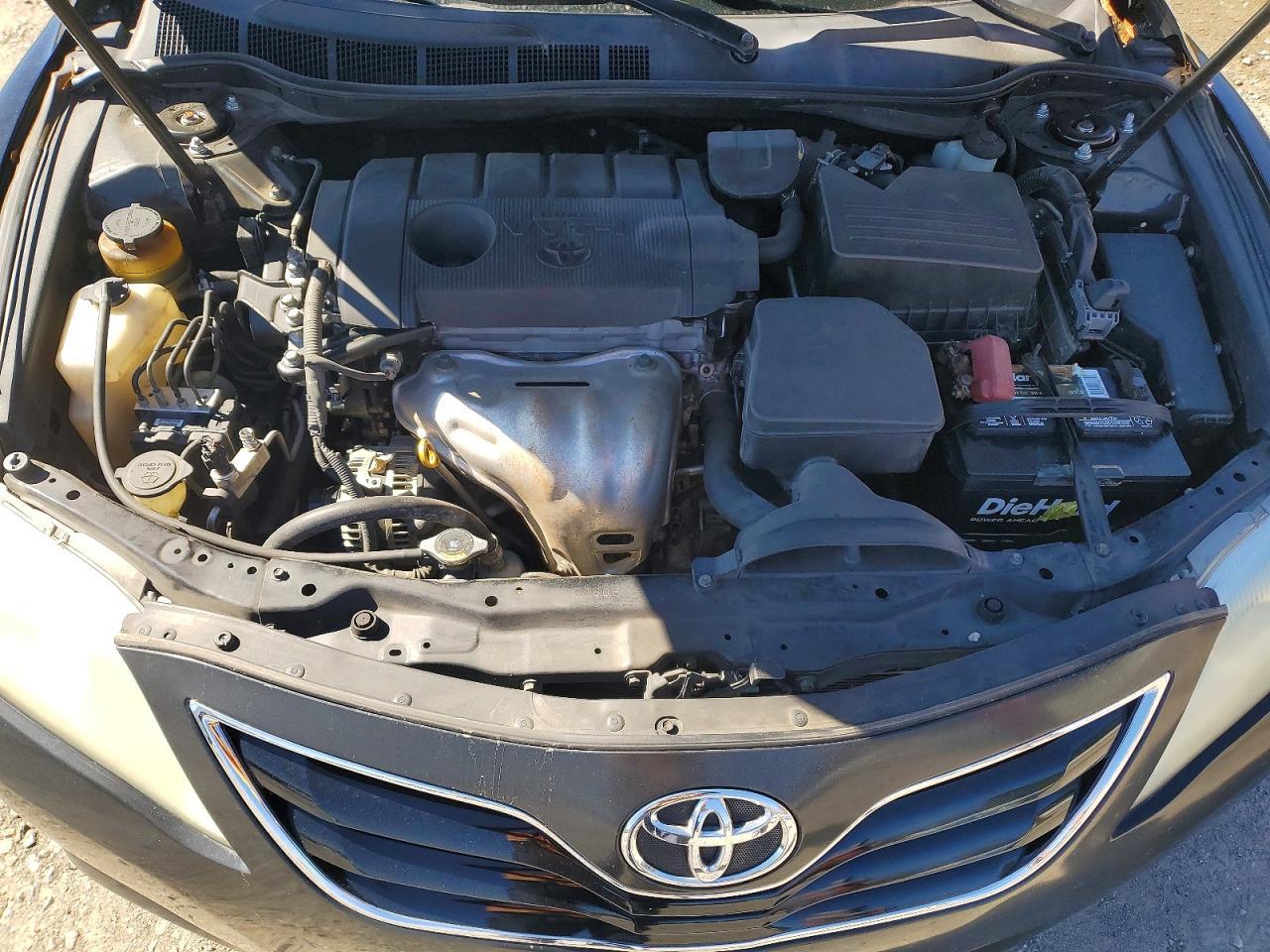 2011 TOYOTA CAMRY