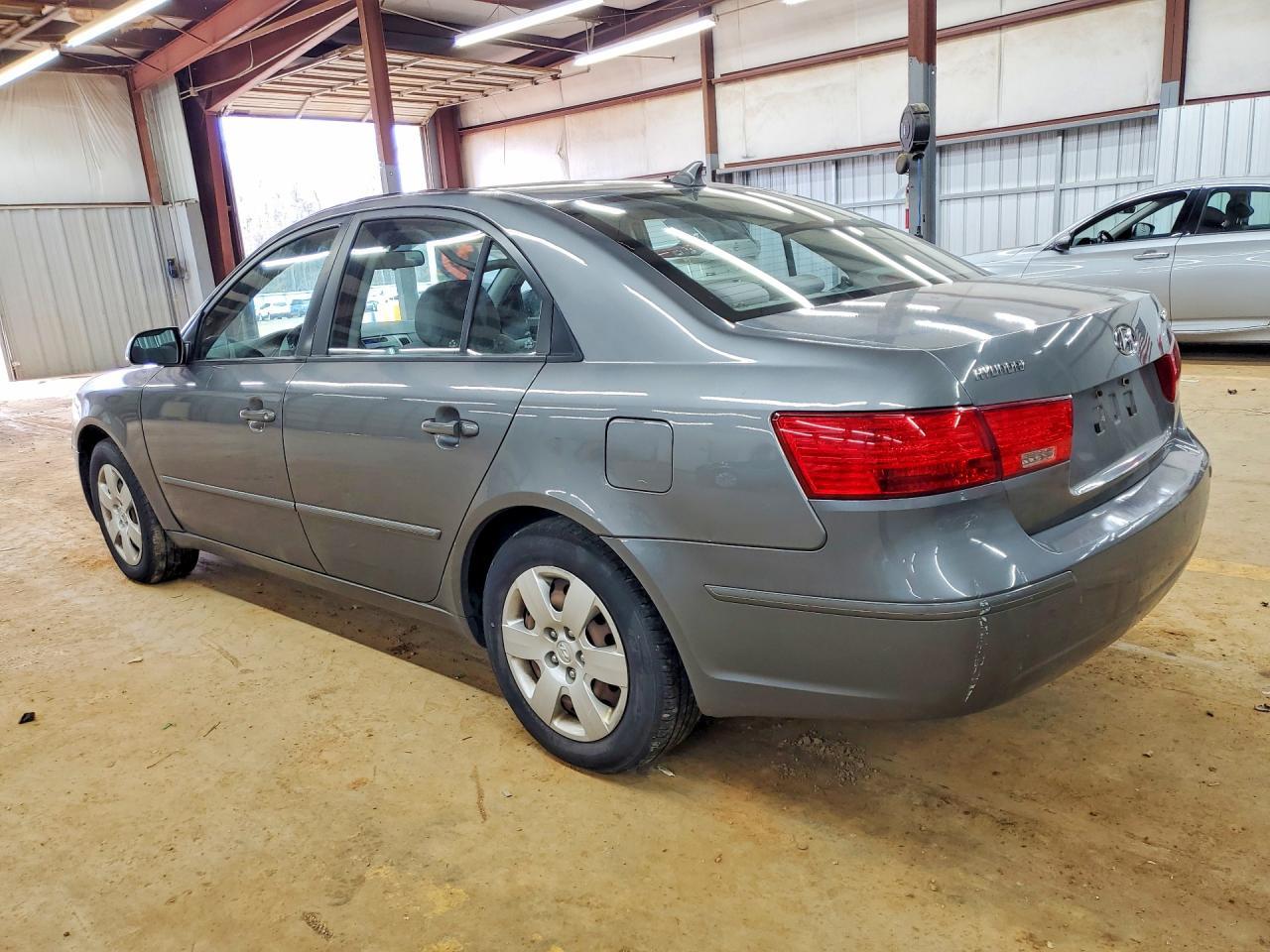 2010 HYUNDAI SONATA