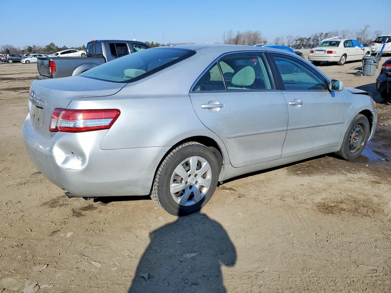 2010 TOYOTA CAMRY