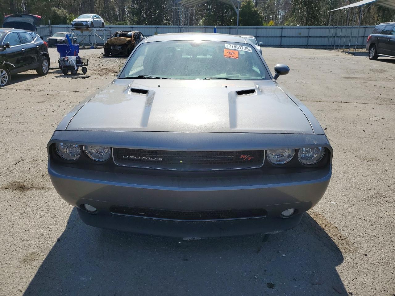 2012 DODGE Challenger