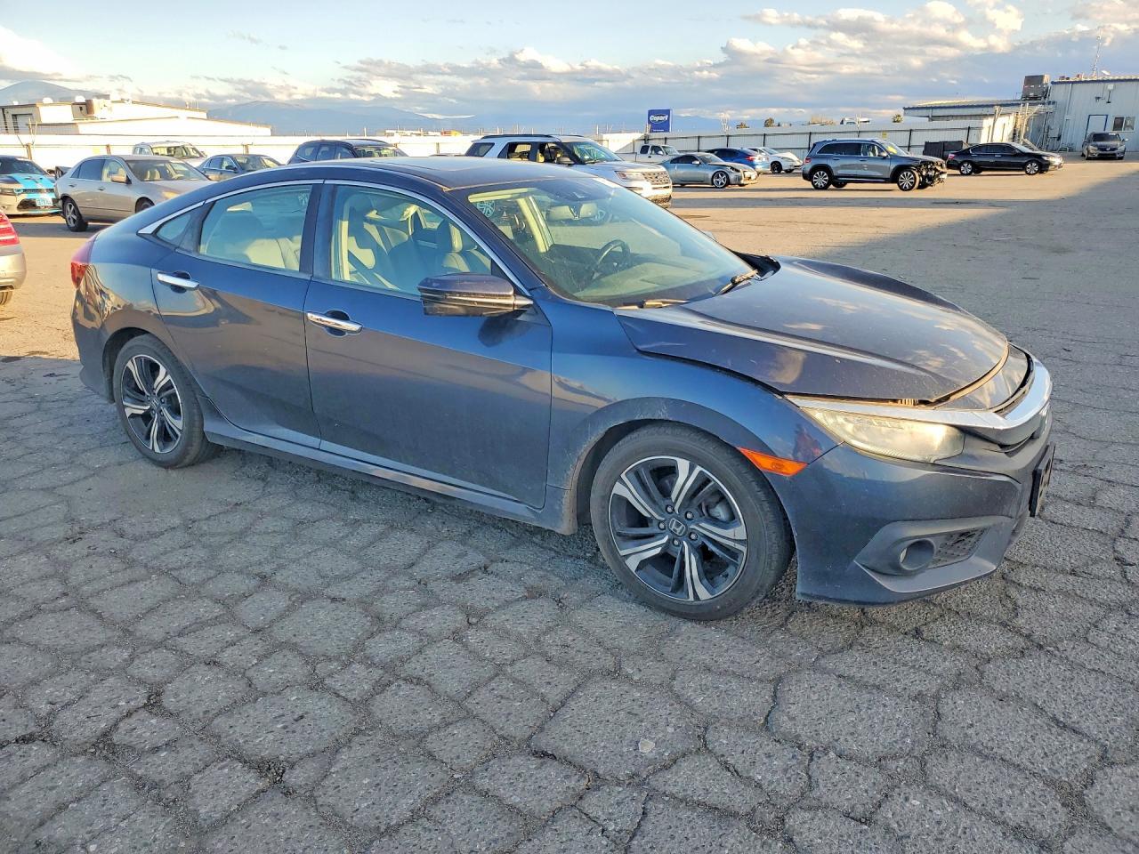 2017 HONDA CIVIC