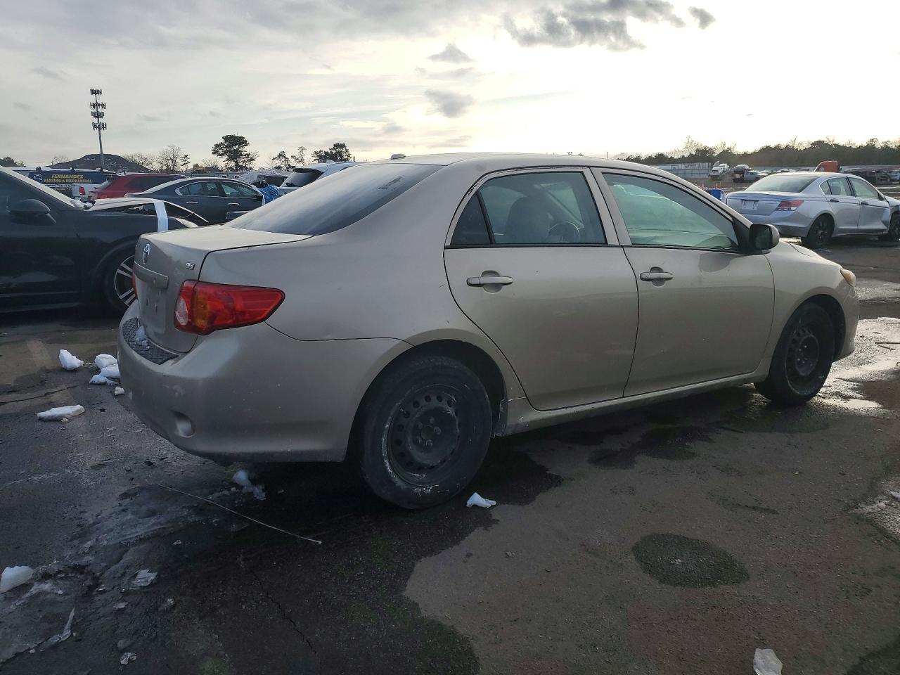 2010 TOYOTA COROLLA