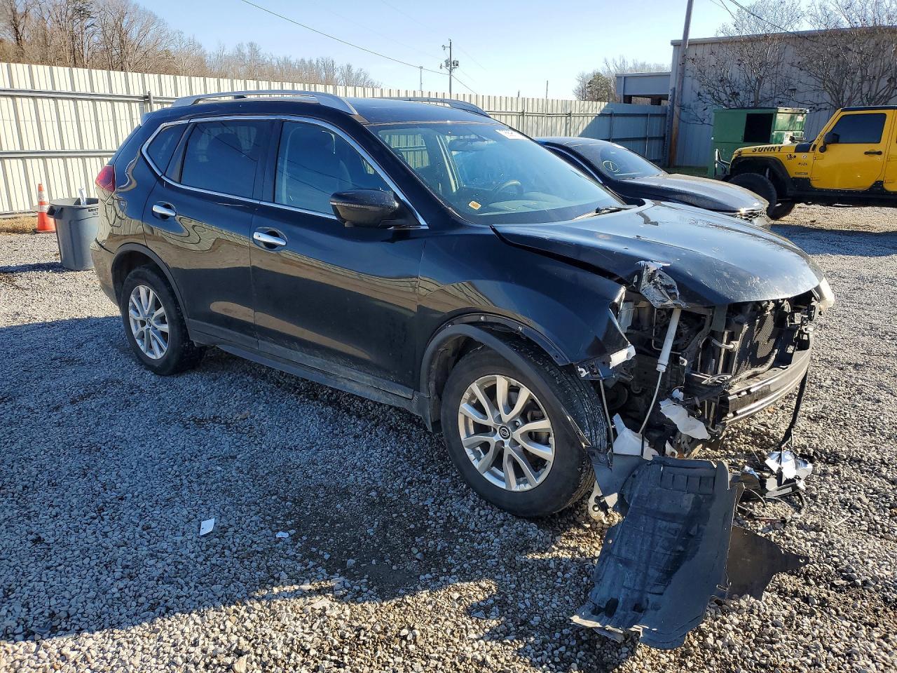 2018 NISSAN ROGUE