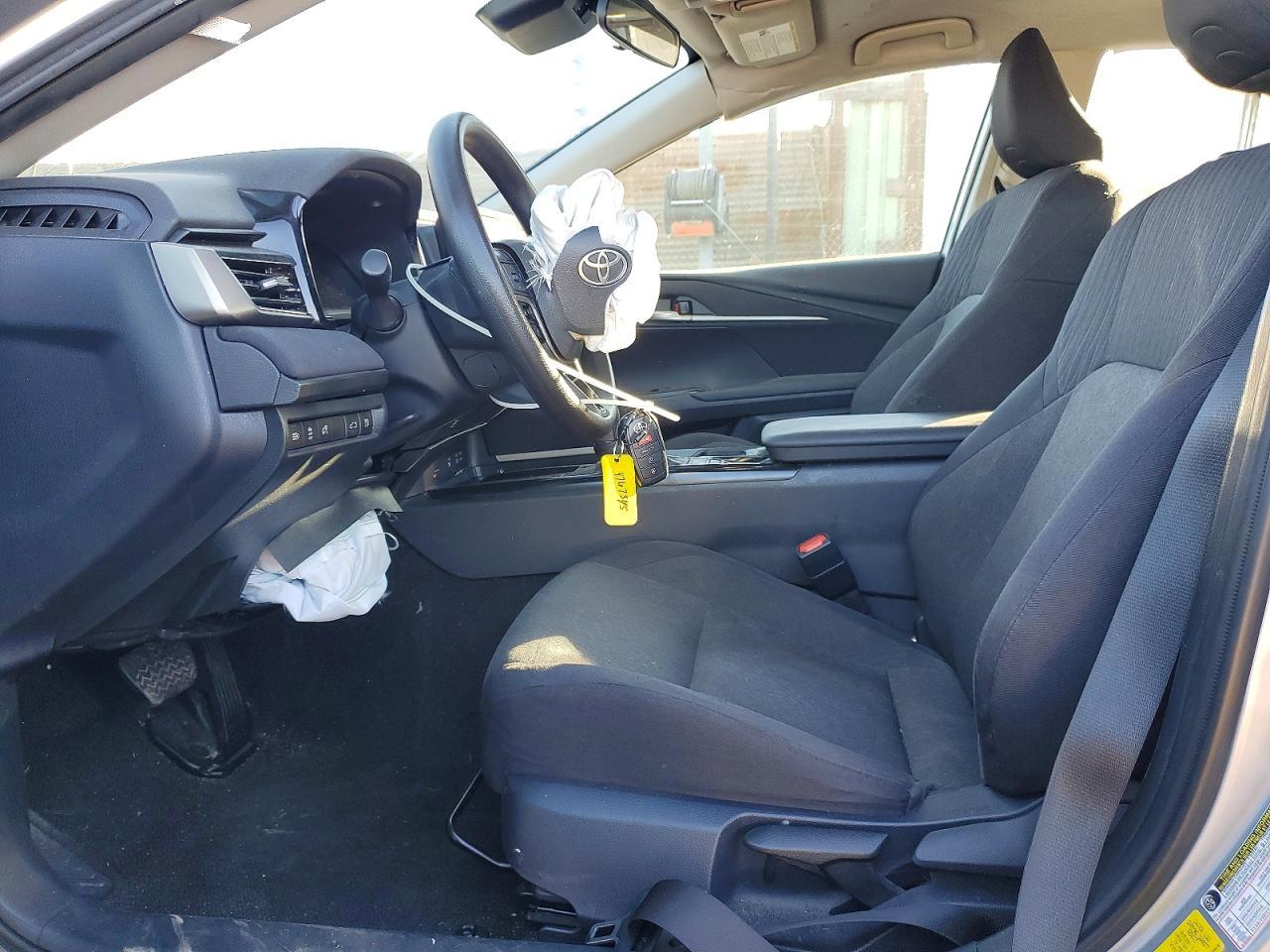 2025 TOYOTA CAMRY