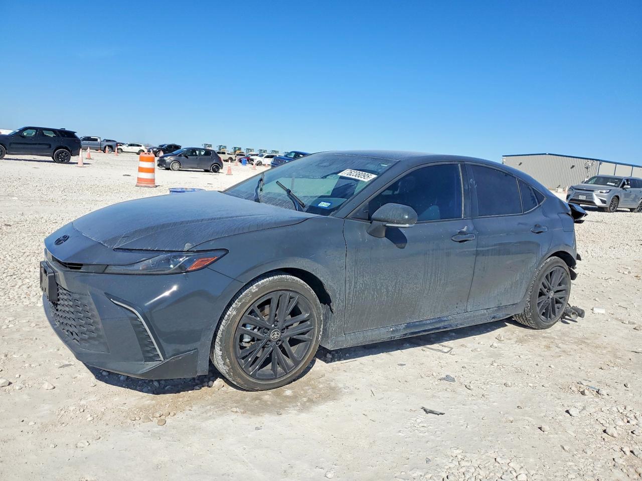 2025 TOYOTA CAMRY