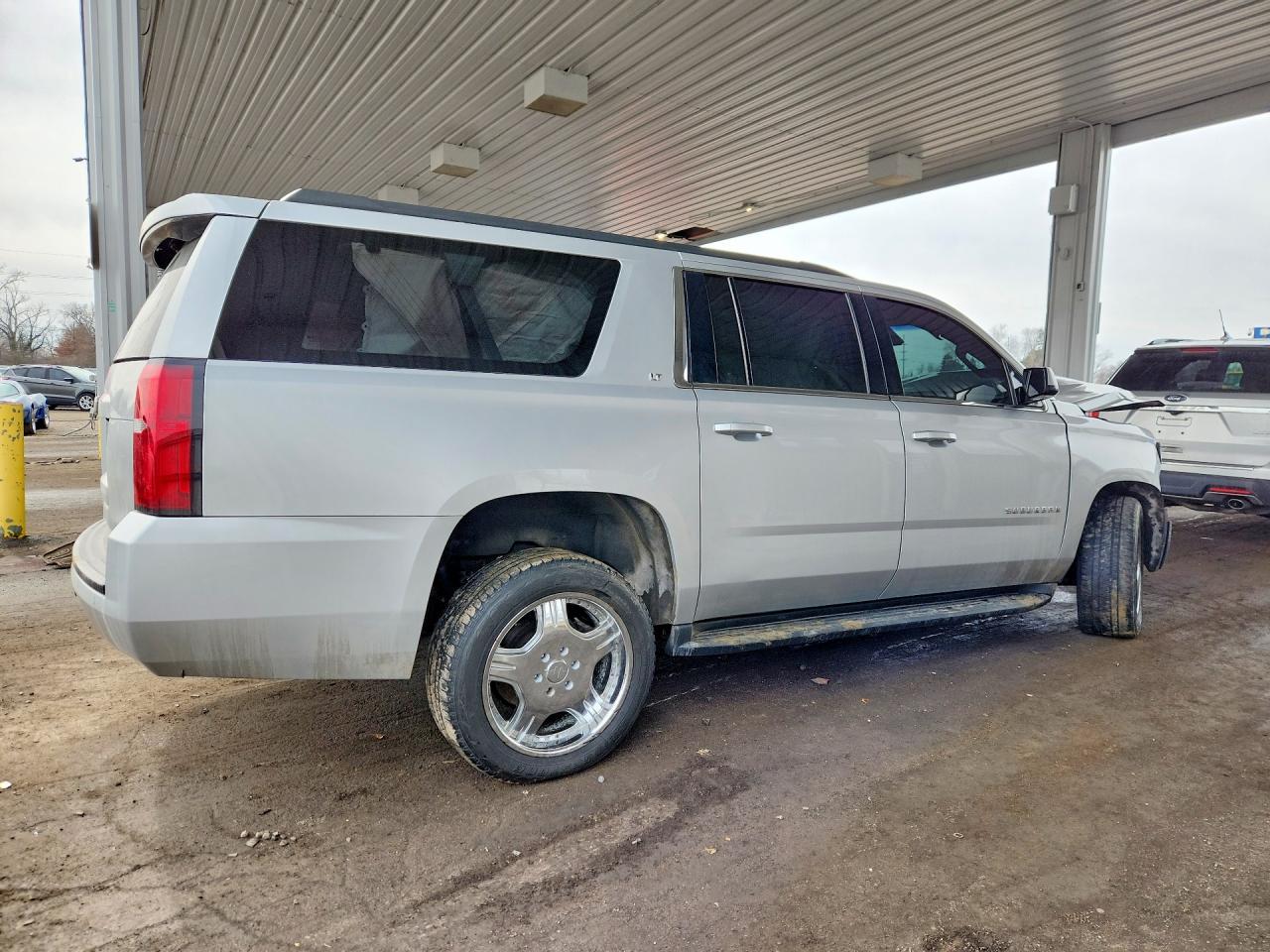 2017 CHEVROLET Suburban