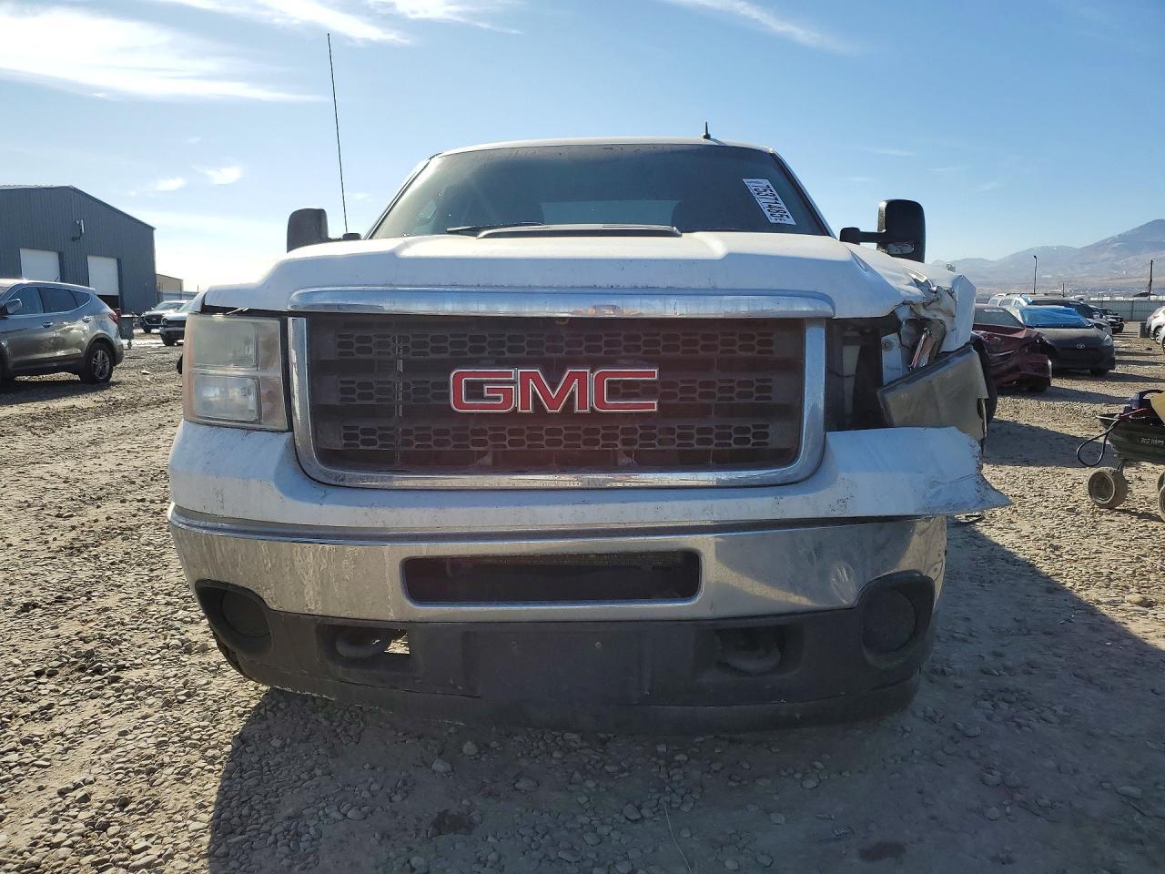 2011 GMC Sierra