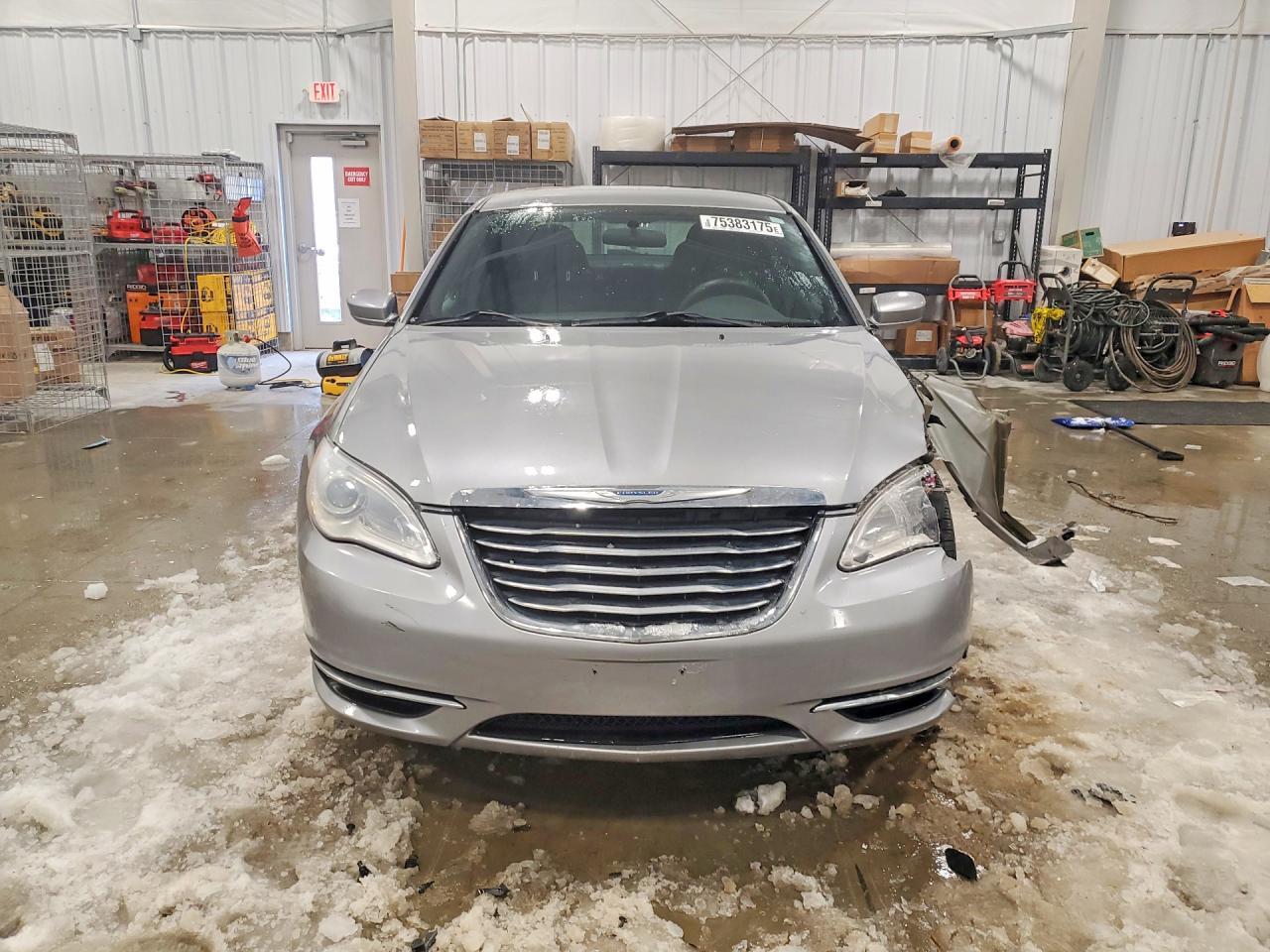 2013 CHRYSLER 200