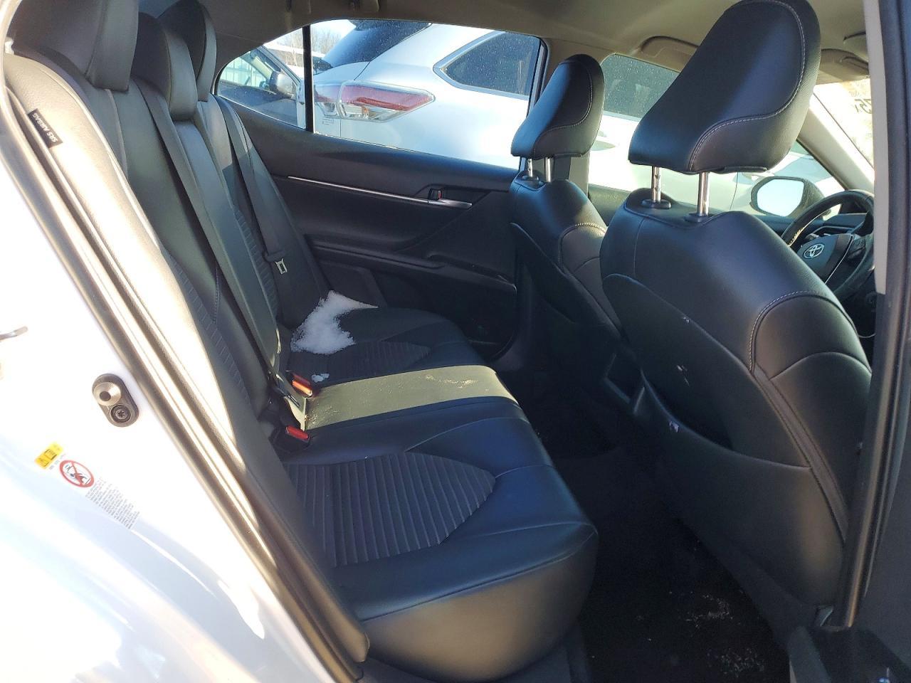 2019 TOYOTA CAMRY