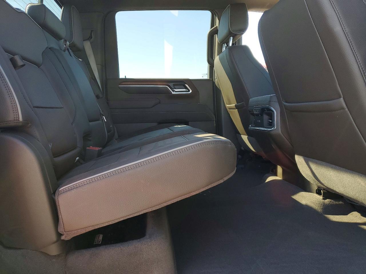 2025 GMC Sierra