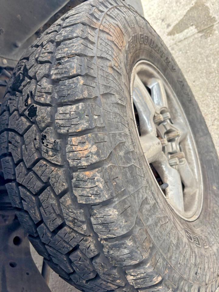 1999 CADILLAC ESCALADE