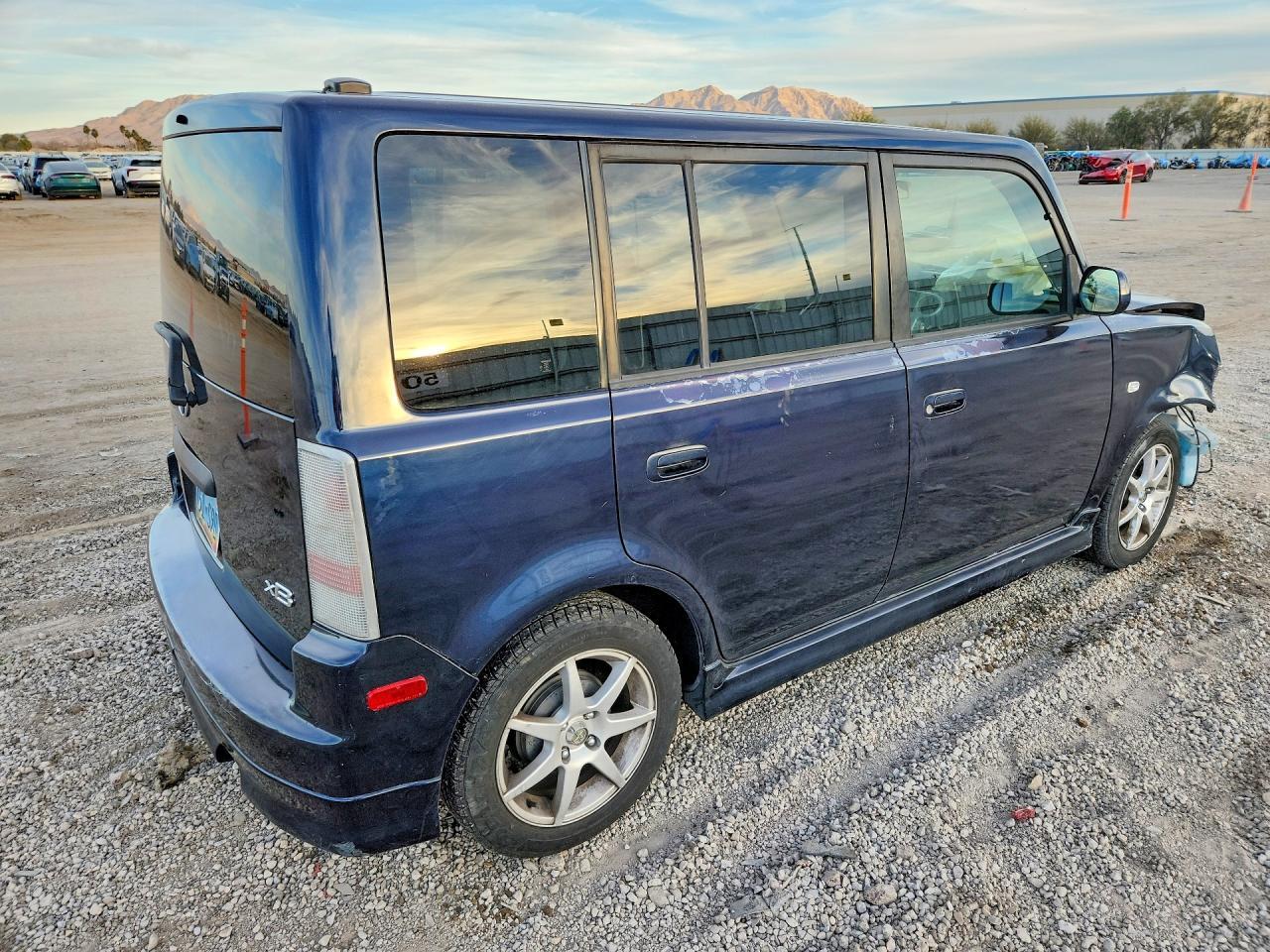 2005 SCION xB