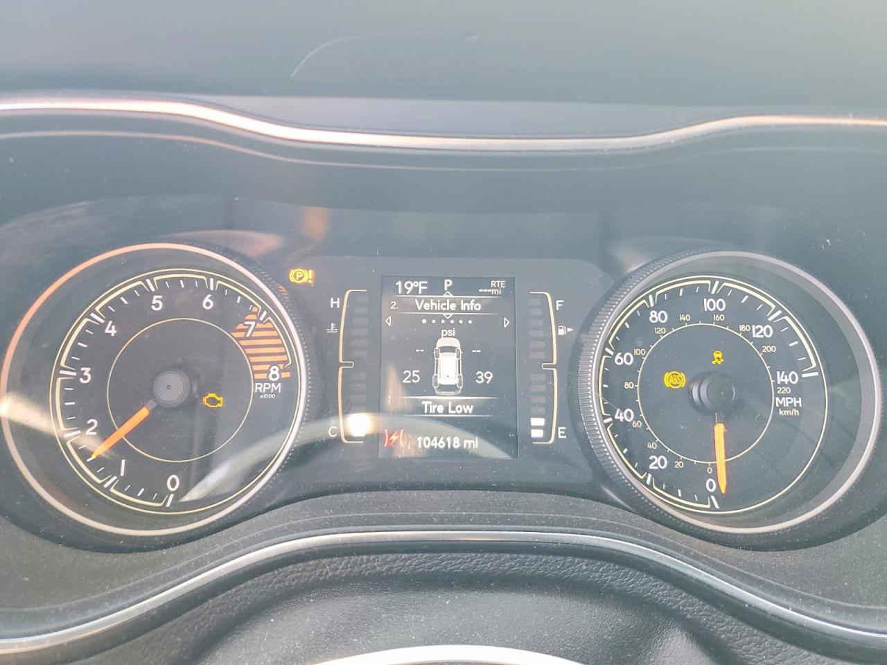 2019 JEEP CHEROKEE