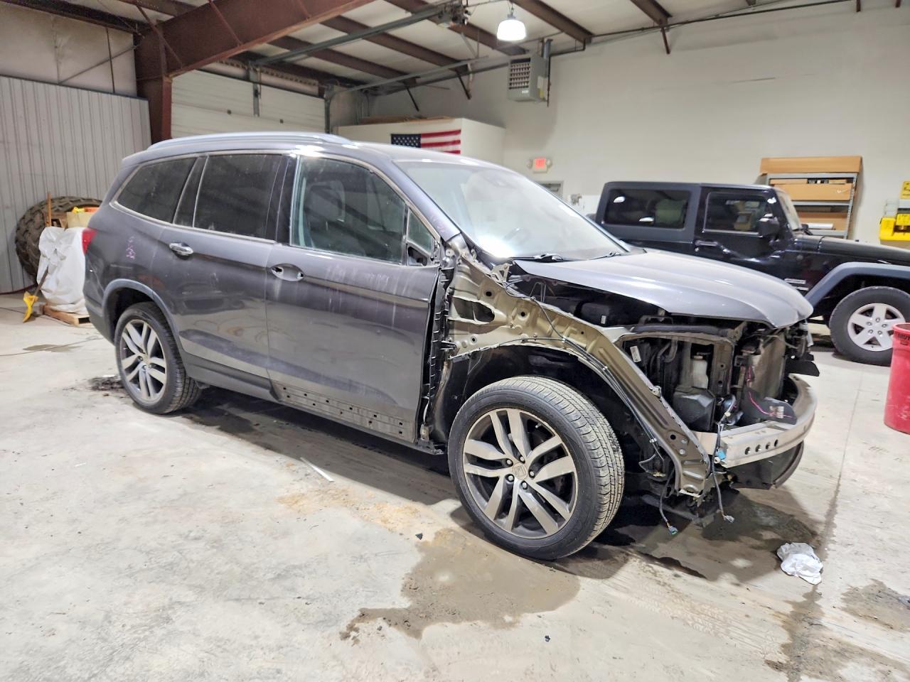 2017 HONDA PILOT