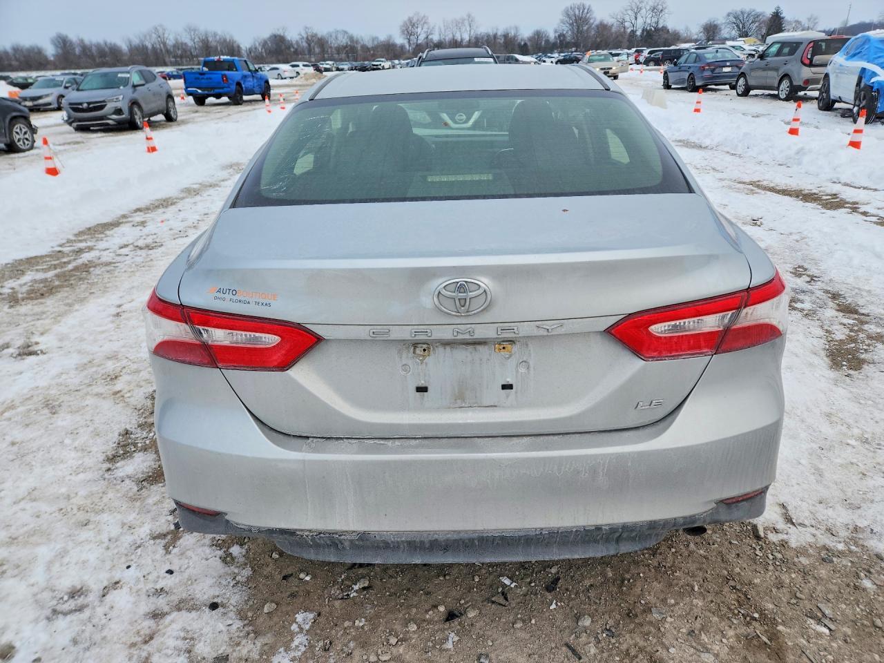 2018 TOYOTA CAMRY