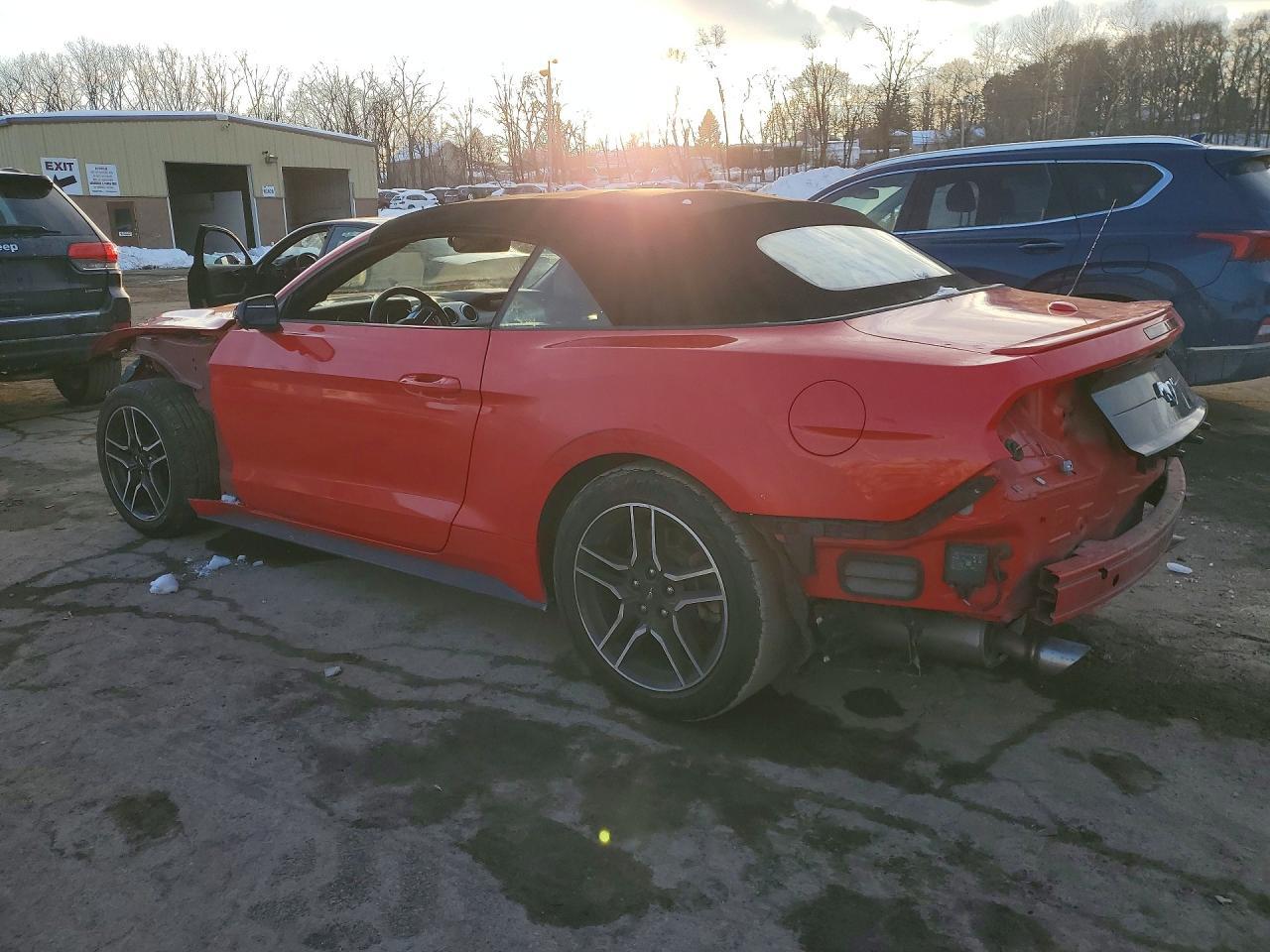 2022 FORD MUSTANG