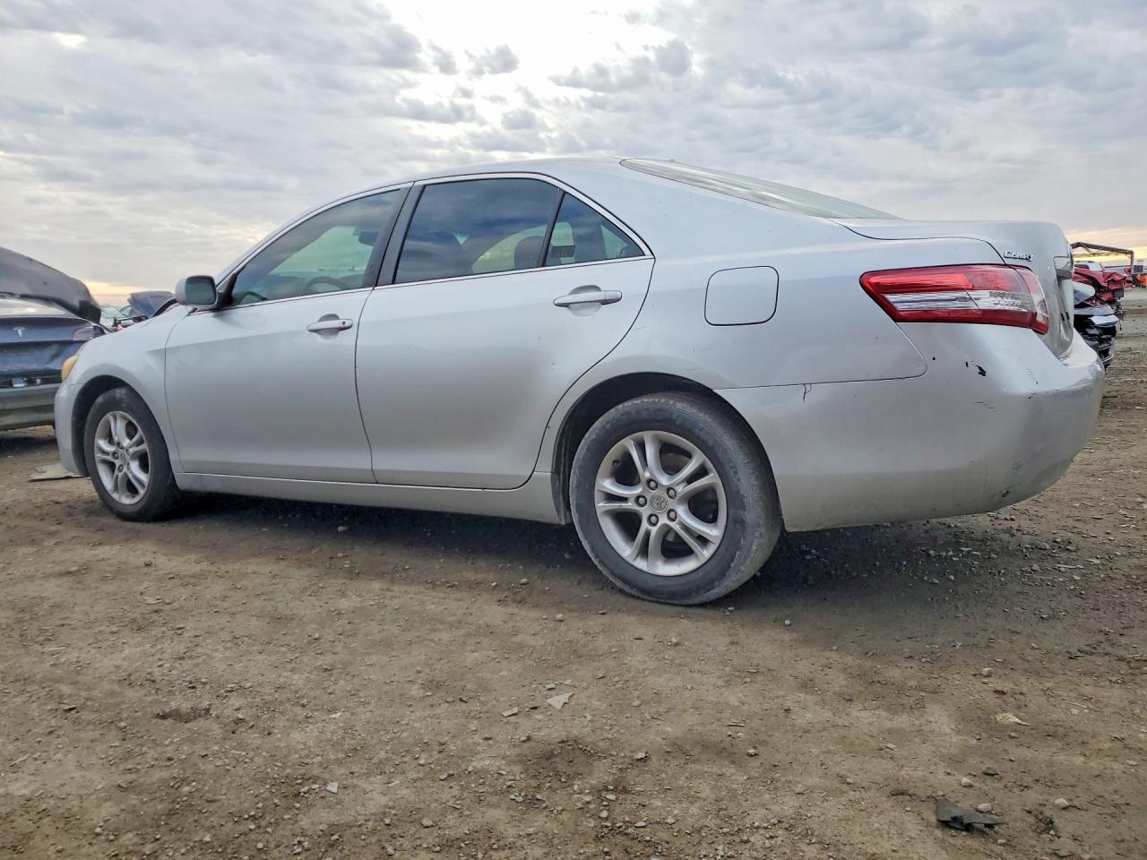 2010 TOYOTA CAMRY