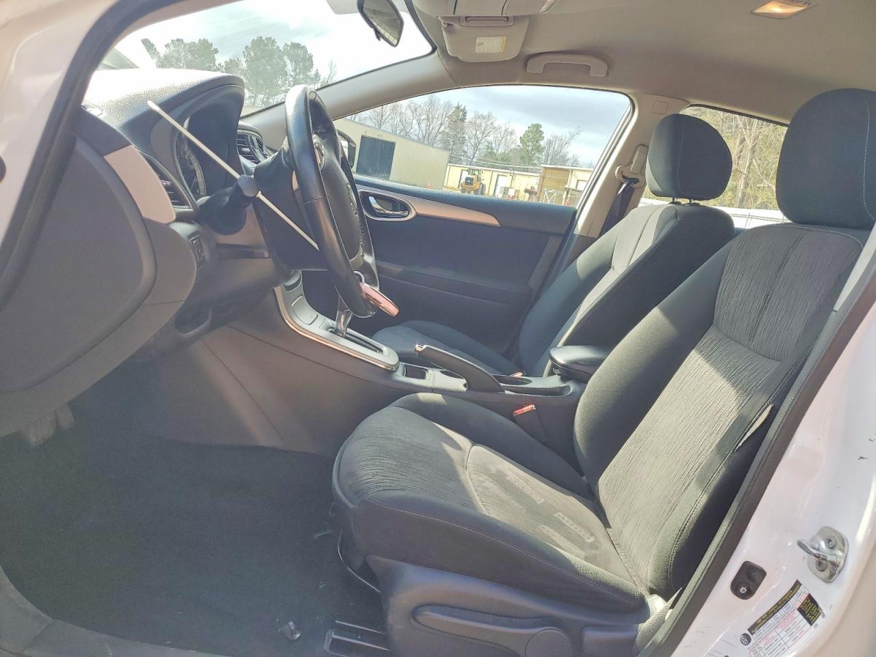 2015 NISSAN SENTRA