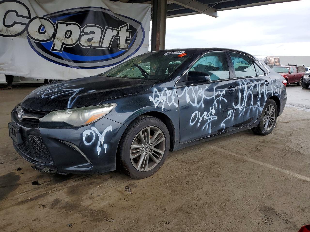2015 TOYOTA CAMRY