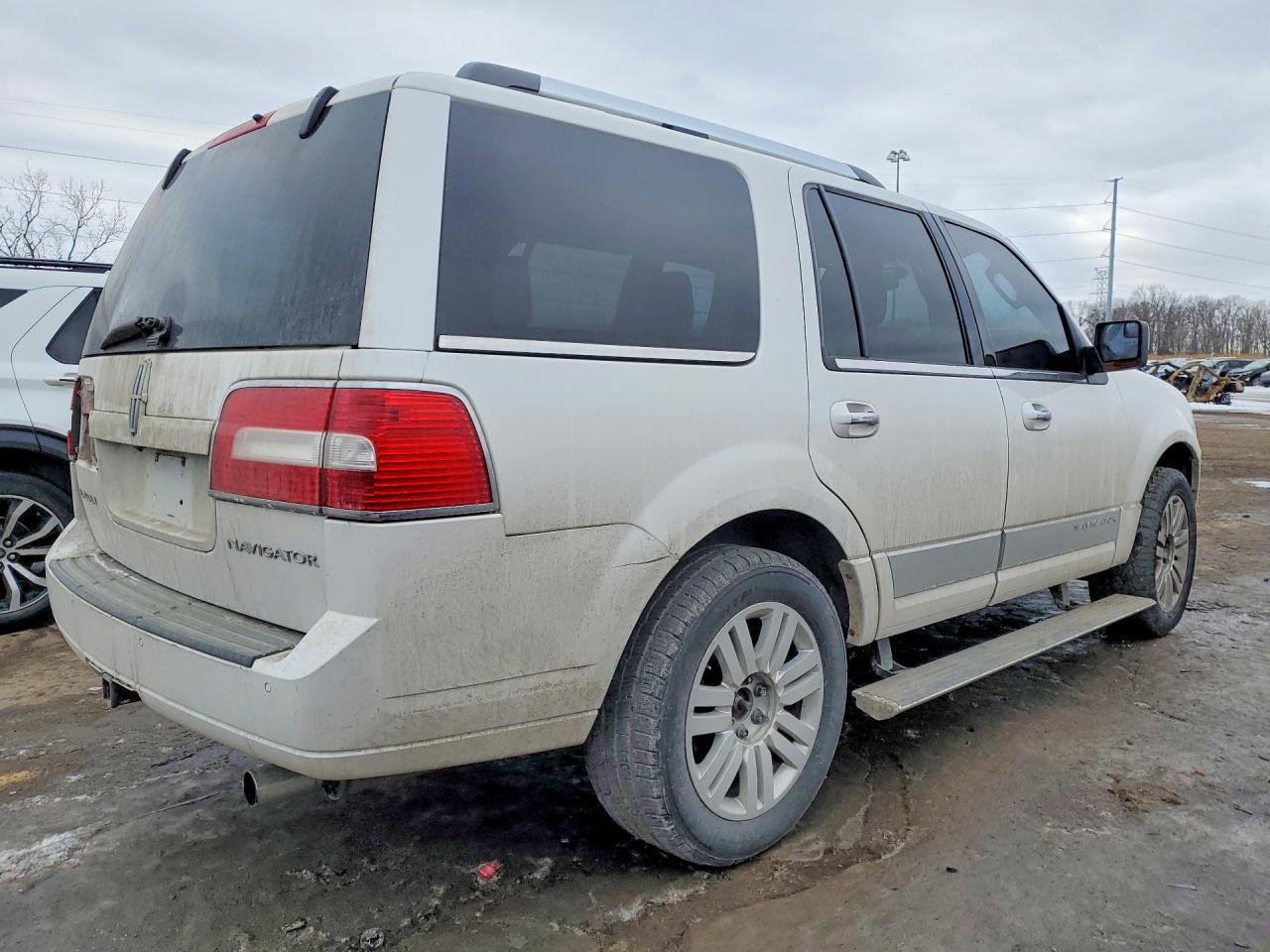 2013 LINCOLN Navigator