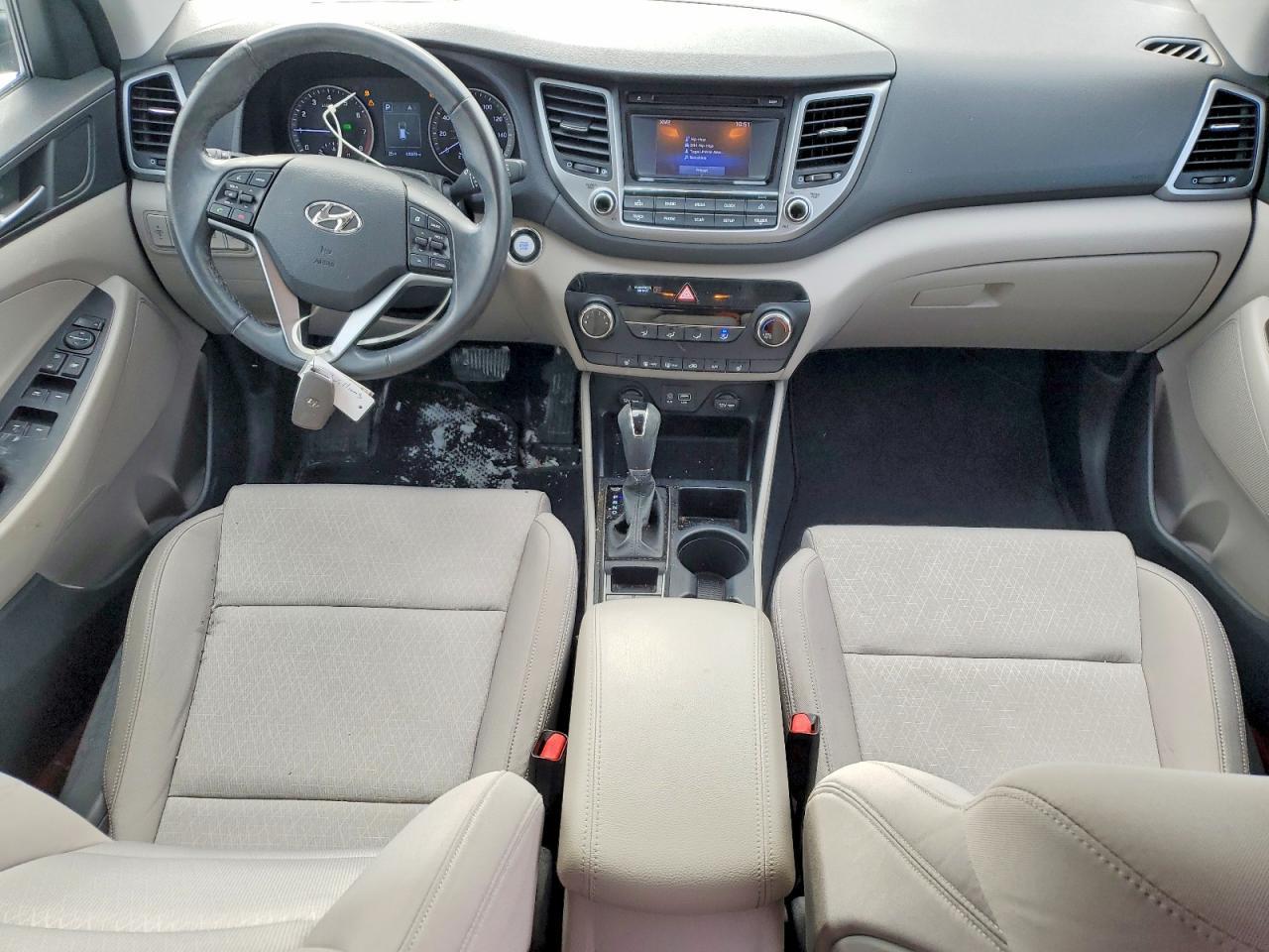 2016 HYUNDAI TUCSON