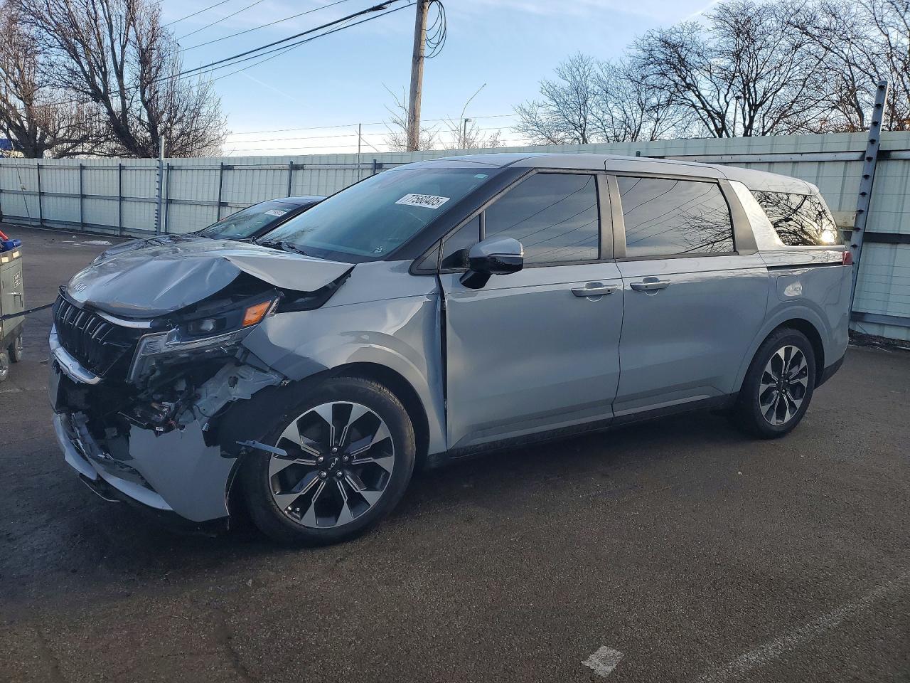 2022 KIA Carnival