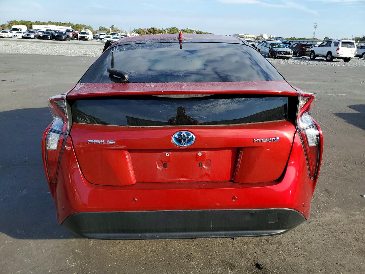 2018 TOYOTA PRIUS