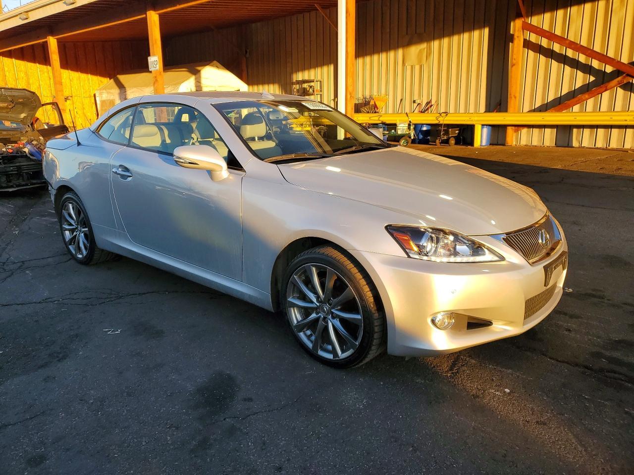 2013 LEXUS IS 250