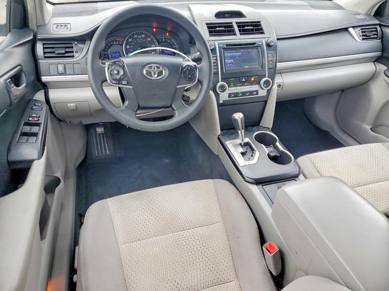 2014 TOYOTA CAMRY