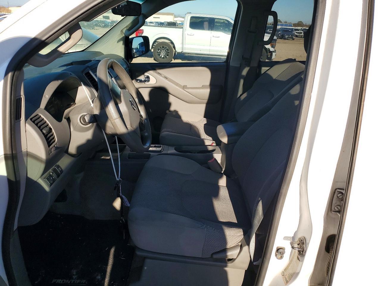 2012 NISSAN Frontier