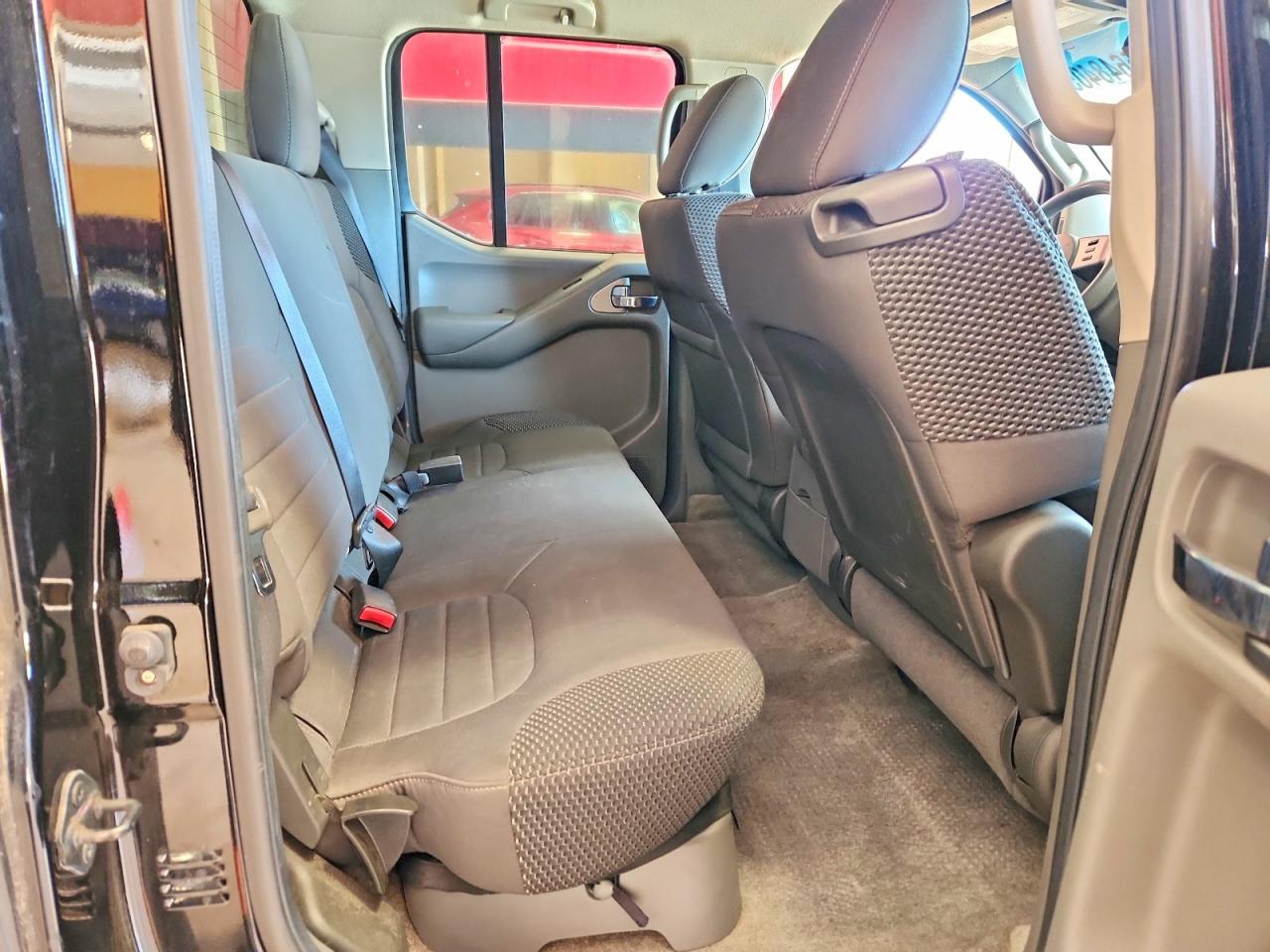 2012 NISSAN Frontier
