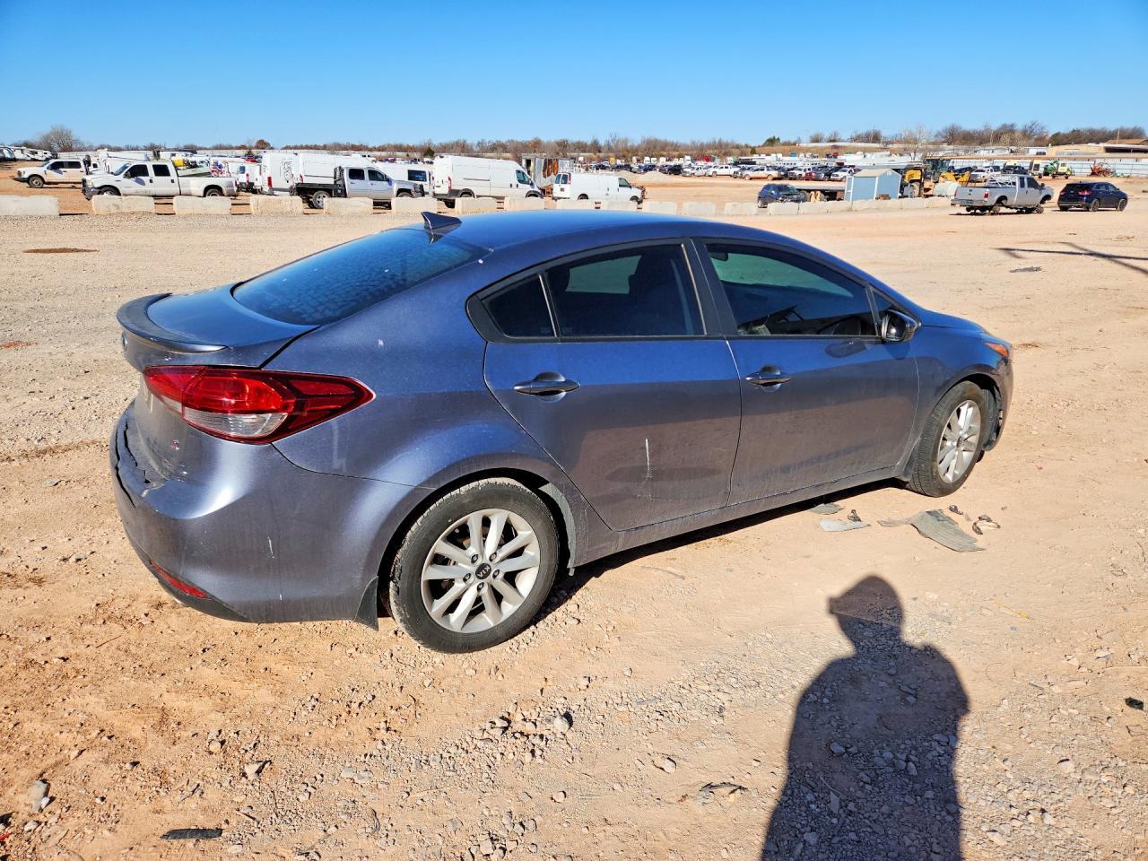 2017 KIA FORTE