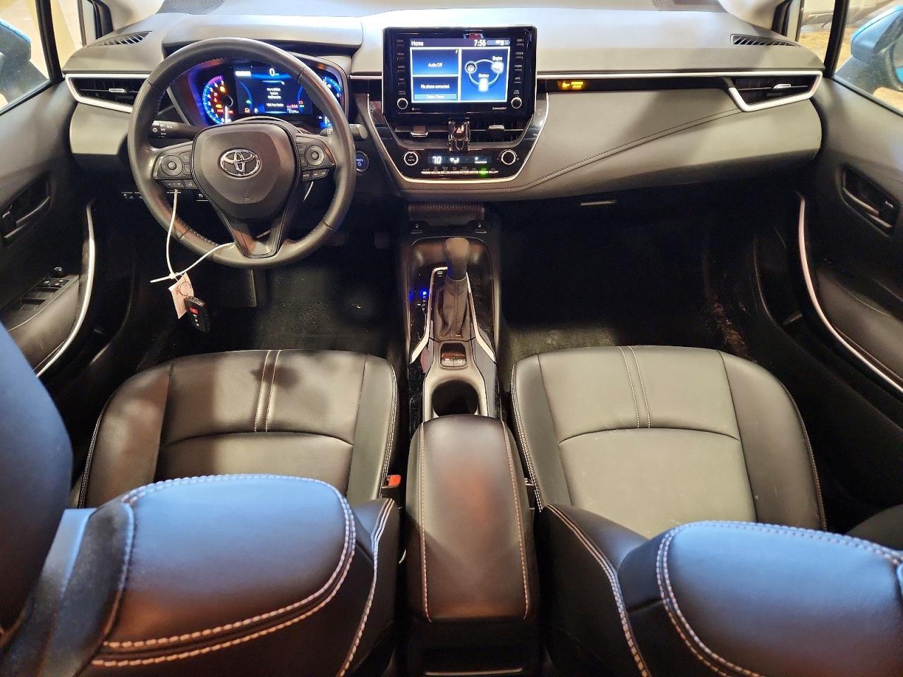 2022 TOYOTA COROLLA