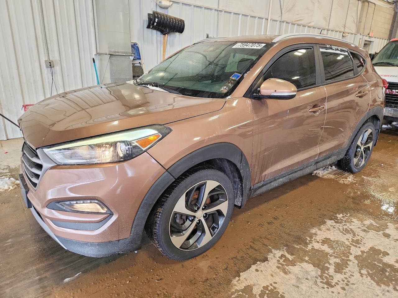 2016 HYUNDAI TUCSON