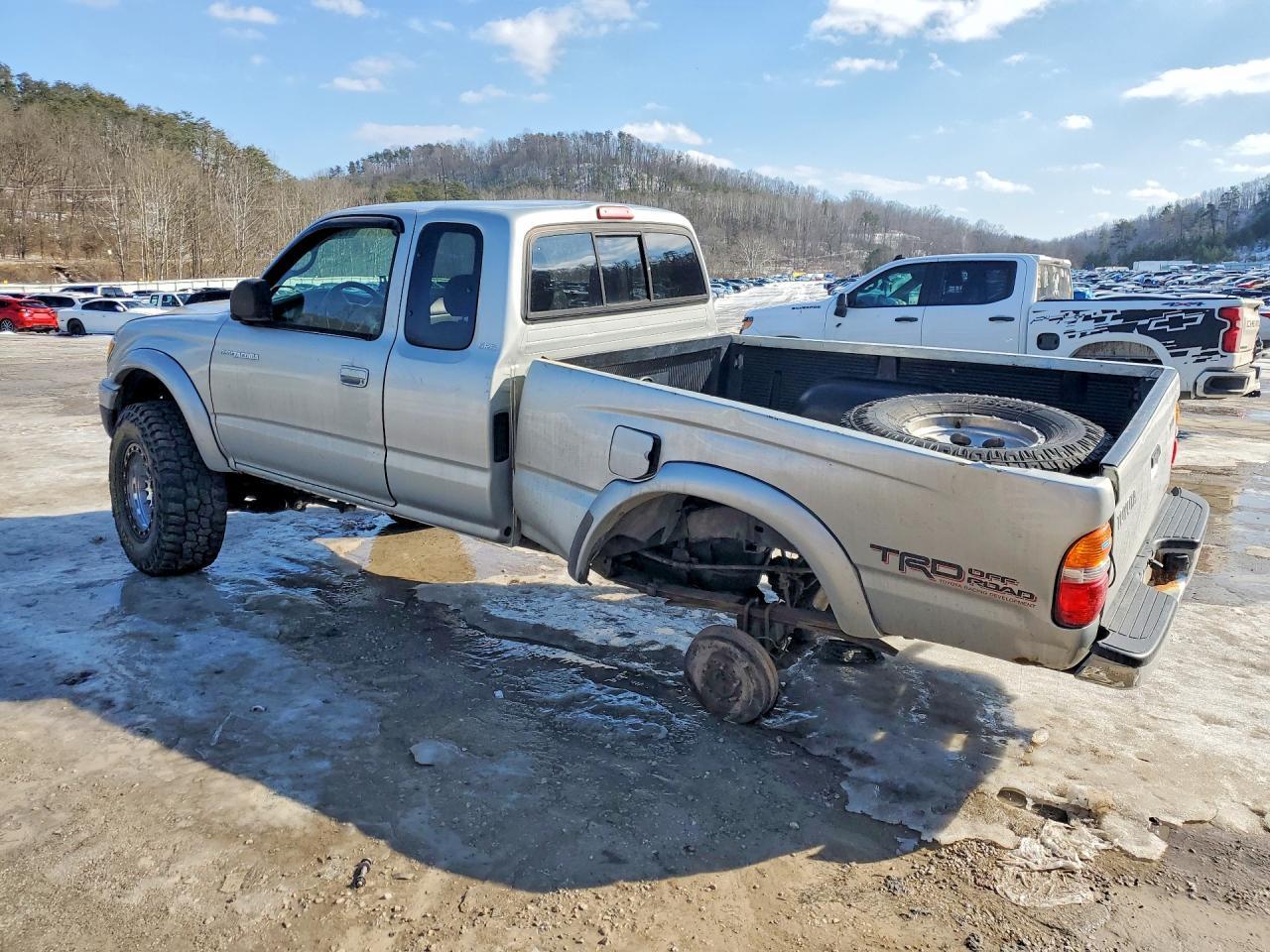 2003 TOYOTA TACOMA