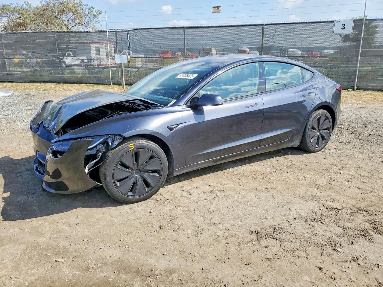 2024 TESLA MODEL 3