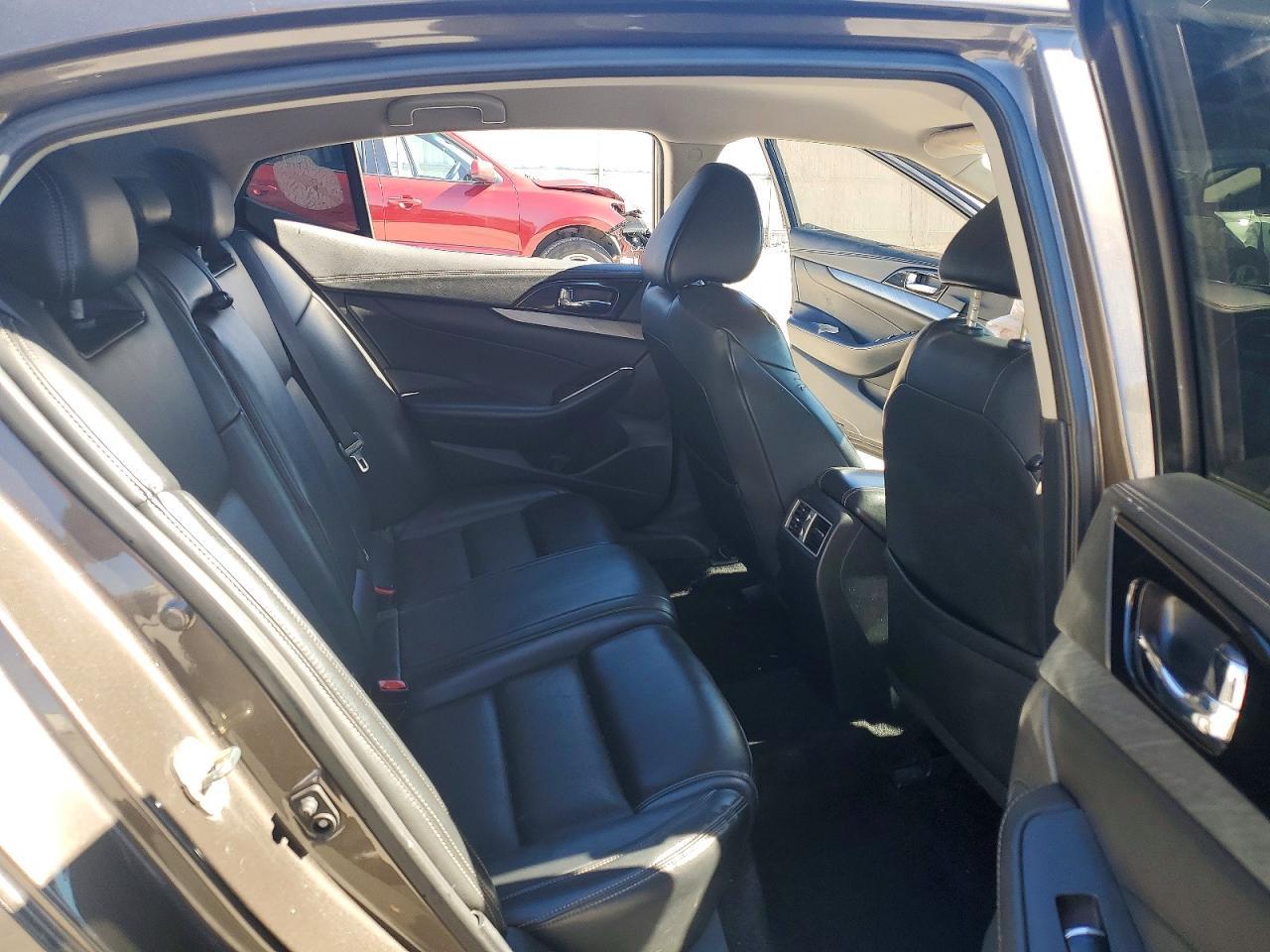 2017 NISSAN Maxima