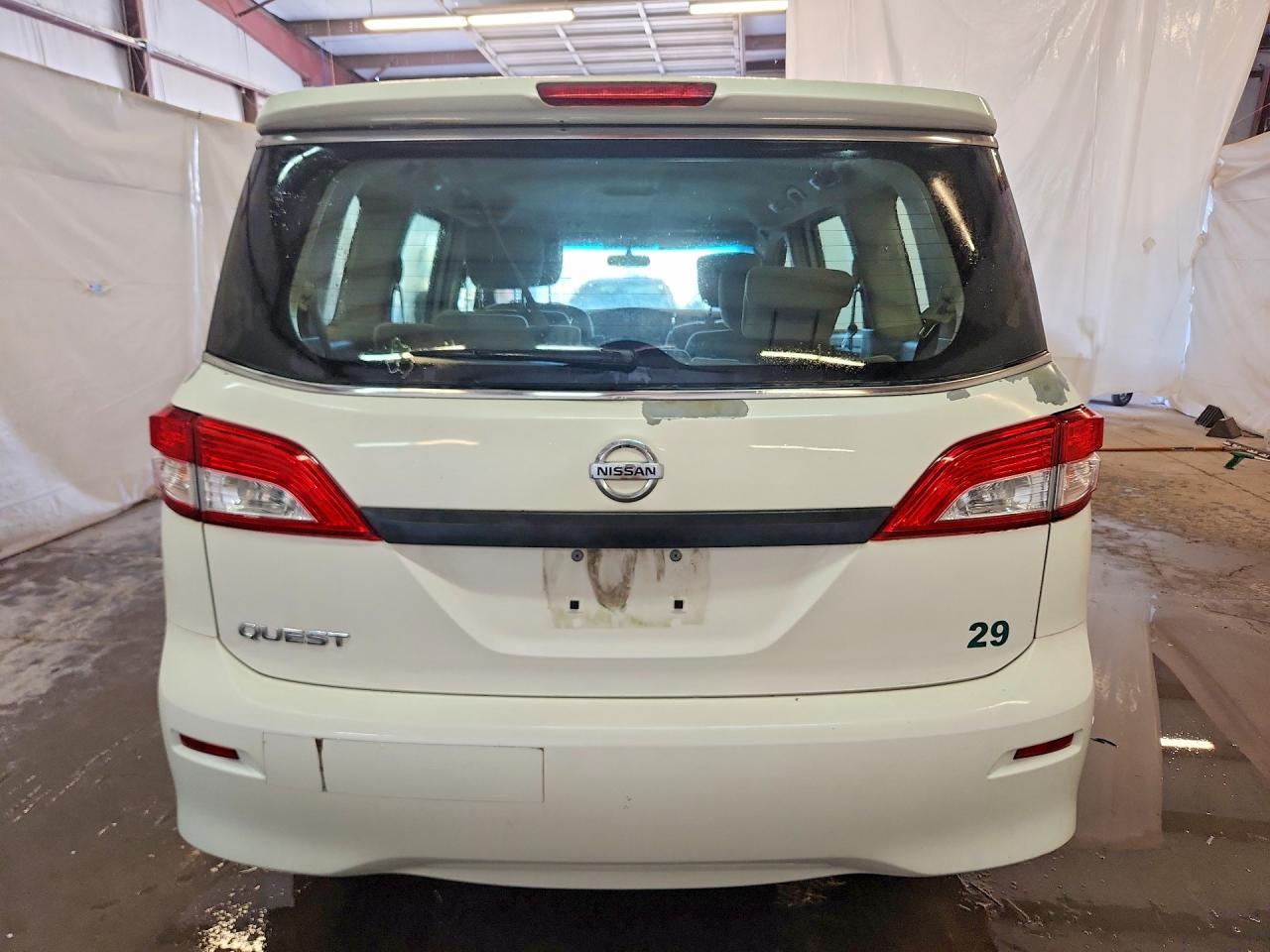 2015 NISSAN Quest