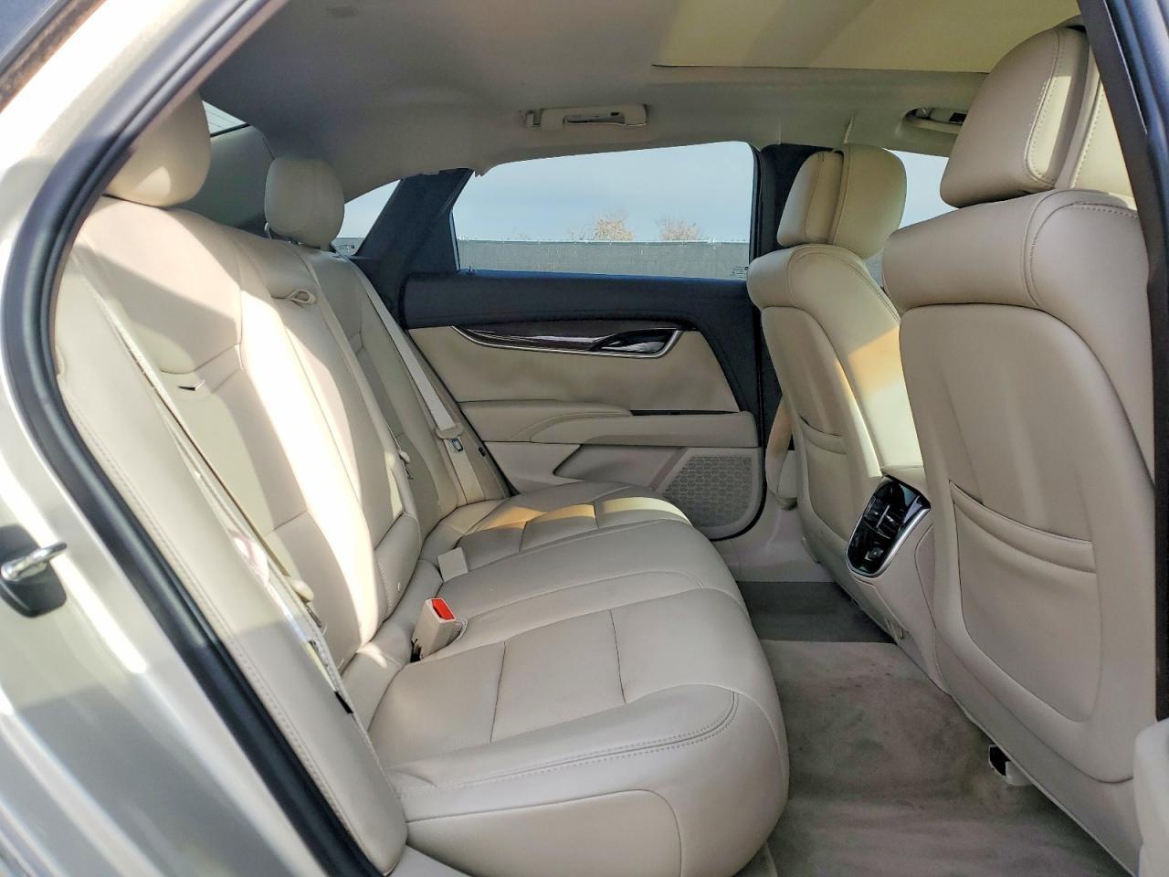 2013 CADILLAC XTS