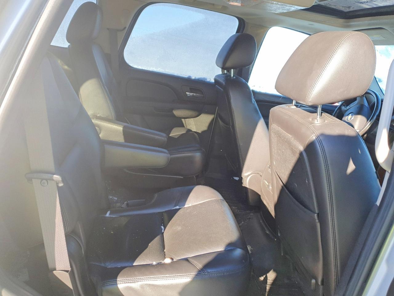 2011 CHEVROLET Tahoe